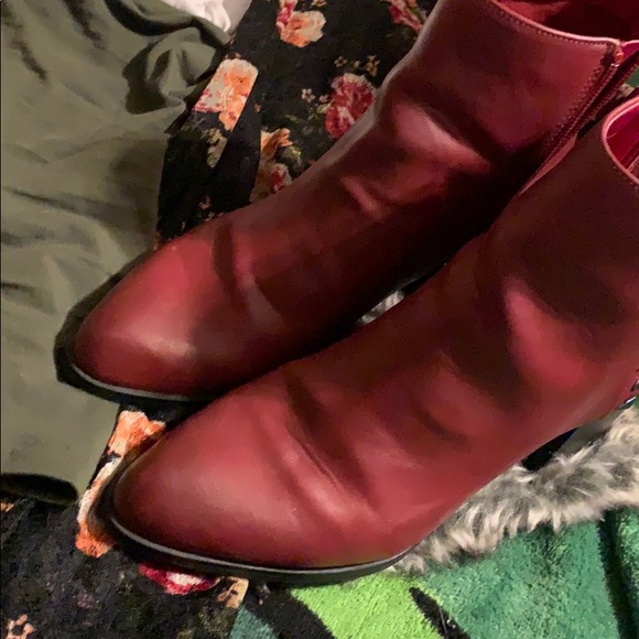 SAM EDELMAN bootys - Picture 3 of 5